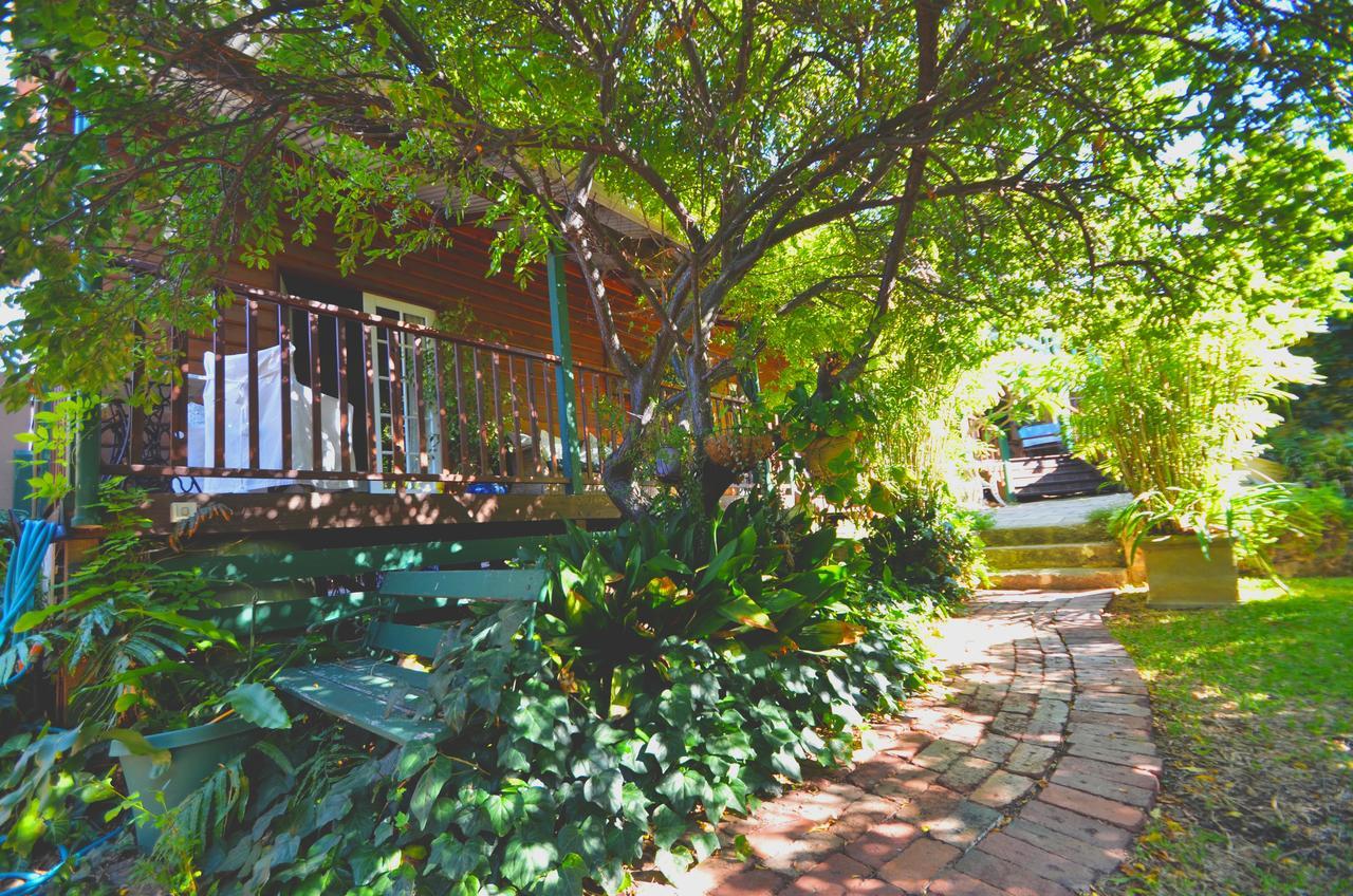 Rosemoore Bed & Breakfast Perth Bagian luar foto